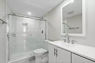 1360 NE 27th Terrace W, Pompano Beach, FL 33062 - Photo 10