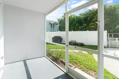 1360 NE 27th Terrace W #2, Pompano Beach, FL 33062 - Photo 16