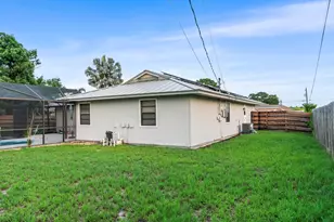 1167 SW Gardena Ave, Port Saint Lucie, FL 34953 - Photo 4