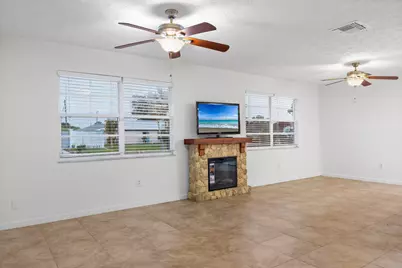 1167 SW Gardena Avenue, Port Saint Lucie, FL 34953 - Photo 14