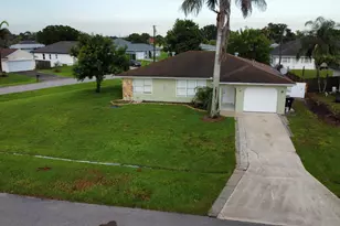 1901 SW Dorado Ln, Port Saint Lucie, FL 34953 - Photo 2