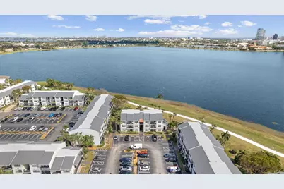 734 Executive Center Drive #23, West Palm Beach, FL 33401 - Photo 10