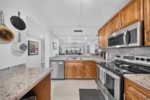 1719 Whitehall Dr, Davie, FL 33324 - Photo 8
