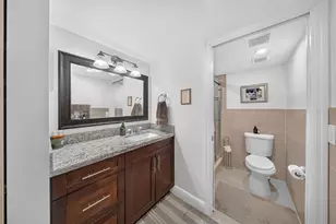 1719 Whitehall Dr, Davie, FL 33324 - Photo 22