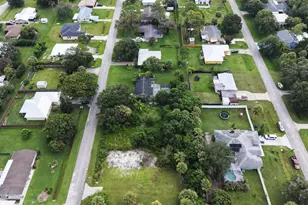 8001 Lockwood Dr, Fort Pierce, FL 34951 - Photo 4