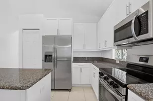 8107 Bellafiore Way, Boynton Beach, FL 33472 - Photo 8