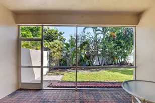 8107 Bellafiore Way, Boynton Beach, FL 33472 - Photo 16