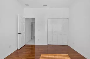 8107 Bellafiore Way, Boynton Beach, FL 33472 - Photo 16