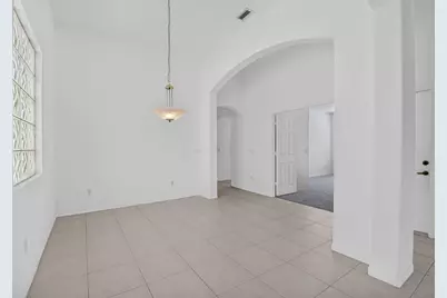 8107 Bellafiore Way, Boynton Beach, FL 33472 - Photo 4