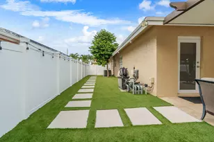533 NE 1st Ave, Deerfield Beach, FL 33441 - Photo 34