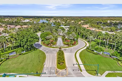 9139 Bay Harbour Circle, West Palm Beach, FL 33411 - Photo 12