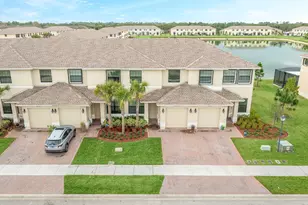 10032 W Villa Cir, Vero Beach, FL 32966 - Photo 1