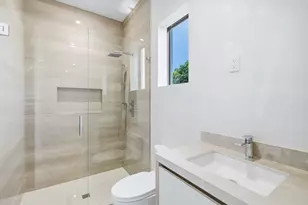 1300 NE 4th Ct, Boca Raton, FL 33432 - Photo 30