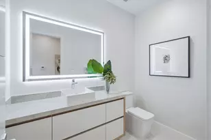 1300 NE 4th Ct, Boca Raton, FL 33432 - Photo 28