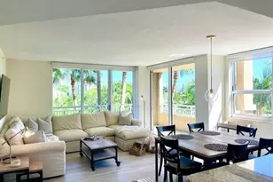 19501 W Country Club Dr, Aventura, FL 33180 - Photo 4