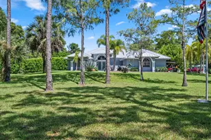 2558 Palm Deer Dr, Loxahatchee, FL 33470 - Photo 2