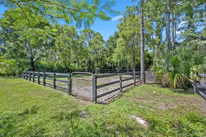 2558 Palm Deer Drive, Loxahatchee, FL 33470 - Photo 38