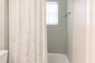 5570 Tamberlane Cir, Palm Beach Gardens, FL 33418 - Photo 22