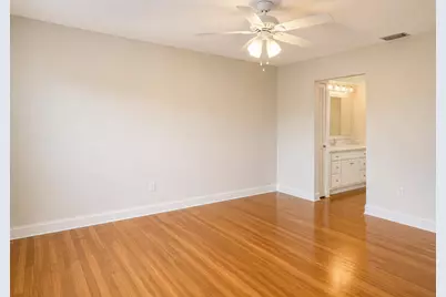 5570 Tamberlane Circle #331, Palm Beach Gardens, FL 33418 - Photo 14