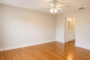 5570 Tamberlane Cir, Palm Beach Gardens, FL 33418 - Photo 14
