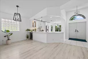 1820 S Club Dr, Wellington, FL 33414 - Photo 4