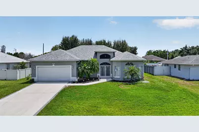1711 SE Fairfield Street, Port Saint Lucie, FL 34983 - Photo 2