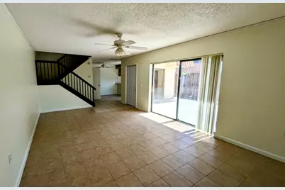 555 Green Springs Place, West Palm Beach, FL 33409 - Photo 4