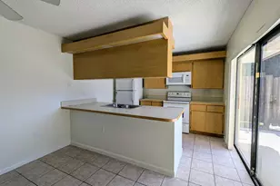 555 Green Springs Pl, West Palm Beach, FL 33409 - Photo 6