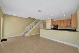 1326 SW 147th Ter, Pembroke Pines, FL 33027 - Photo 20
