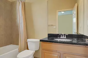 1326 SW 147th Ter, Pembroke Pines, FL 33027 - Photo 36