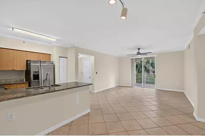 6370 Emerald Dunes Drive #203, West Palm Beach, FL 33411 - Photo 6