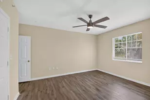 6370 Emerald Dunes Dr, West Palm Beach, FL 33411 - Photo 8