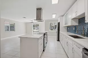 819 SW 13th St, Fort Lauderdale, FL 33315 - Photo 4