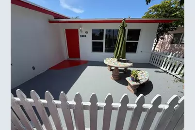 1507 Hayes Street, Hollywood, FL 33020 - Photo 2