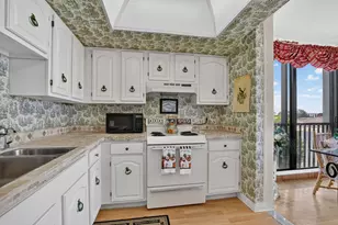 7786 Lakeside Blvd, Boca Raton, FL 33434 - Photo 12