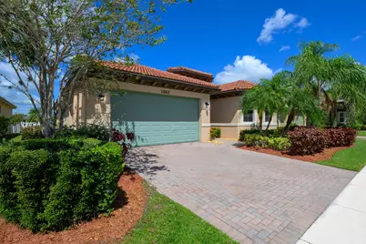 11263 SW Barton Way, Port Saint Lucie, FL 34987 - Photo 2