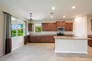 11263 SW Barton Way, Port Saint Lucie, FL 34987 - Photo 14