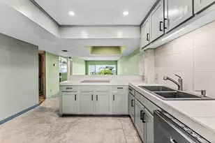 155 Yacht Club Dr, North Palm Beach, FL 33408 - Photo 6