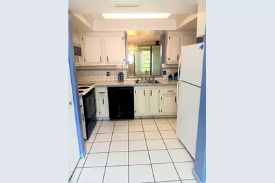 7341 NW 18th Street #107, Margate, FL 33063 - Photo 4