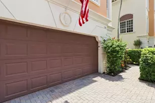 5570 NE Trieste Way, Boca Raton, FL 33487 - Photo 4