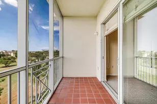 3600 Oaks Clubhouse Dr, Pompano Beach, FL 33069 - Photo 22