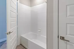 9002 Dahlia Cir, Port Saint Lucie, FL 34986 - Photo 18