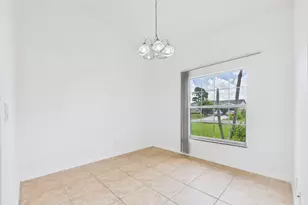 3610 SW Margela St, Port Saint Lucie, FL 34953 - Photo 10