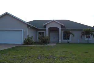 3610 SW Margela St, Port Saint Lucie, FL 34953 - Photo 2