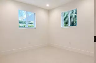 345 Pinehurst Rd, West Palm Beach, FL 33461 - Photo 14