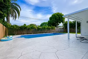 345 Pinehurst Rd, West Palm Beach, FL 33461 - Photo 16