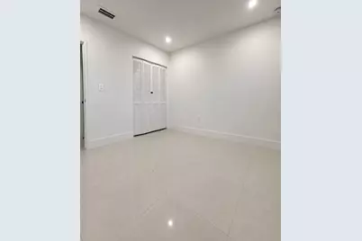 345 Pinehurst Road, West Palm Beach, FL 33461 - Photo 12
