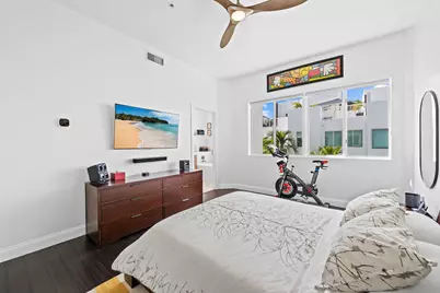 757 NE 4th Avenue, Fort Lauderdale, FL 33304 - Photo 14