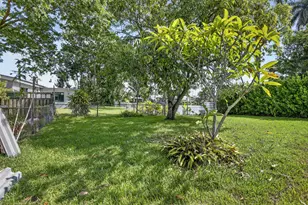 4329 SW 49th Ct, Dania Beach, FL 33314 - Photo 28