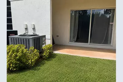 2986 NW 35th Avenue, Lauderdale Lakes, FL 33311 - Photo 24